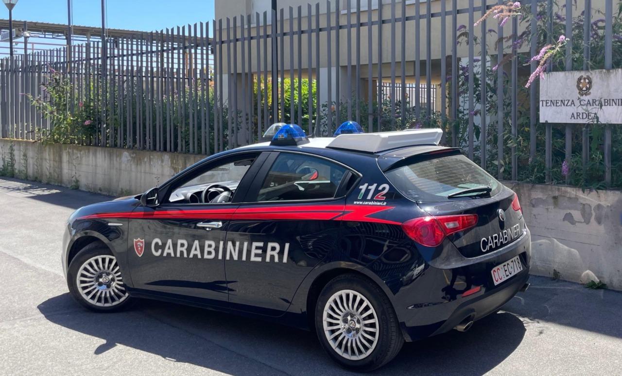 Arrestato un 25enne sorpreso a cedere cocaina