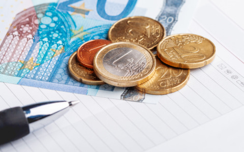 Due delibere per aiutare cittadini e imprese a regolarizzare debiti