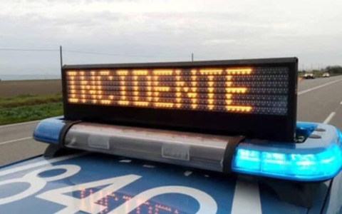 Auto contromano, intervento congiunto per fermarla