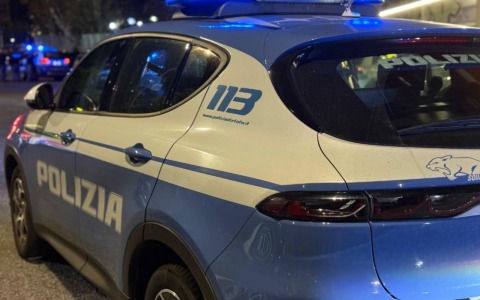Arrestato un 31enne per sequestro e violenza su una coppia